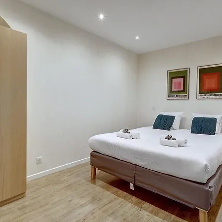 Ambiance Contemporaine Et Detente - 10 * Parigi