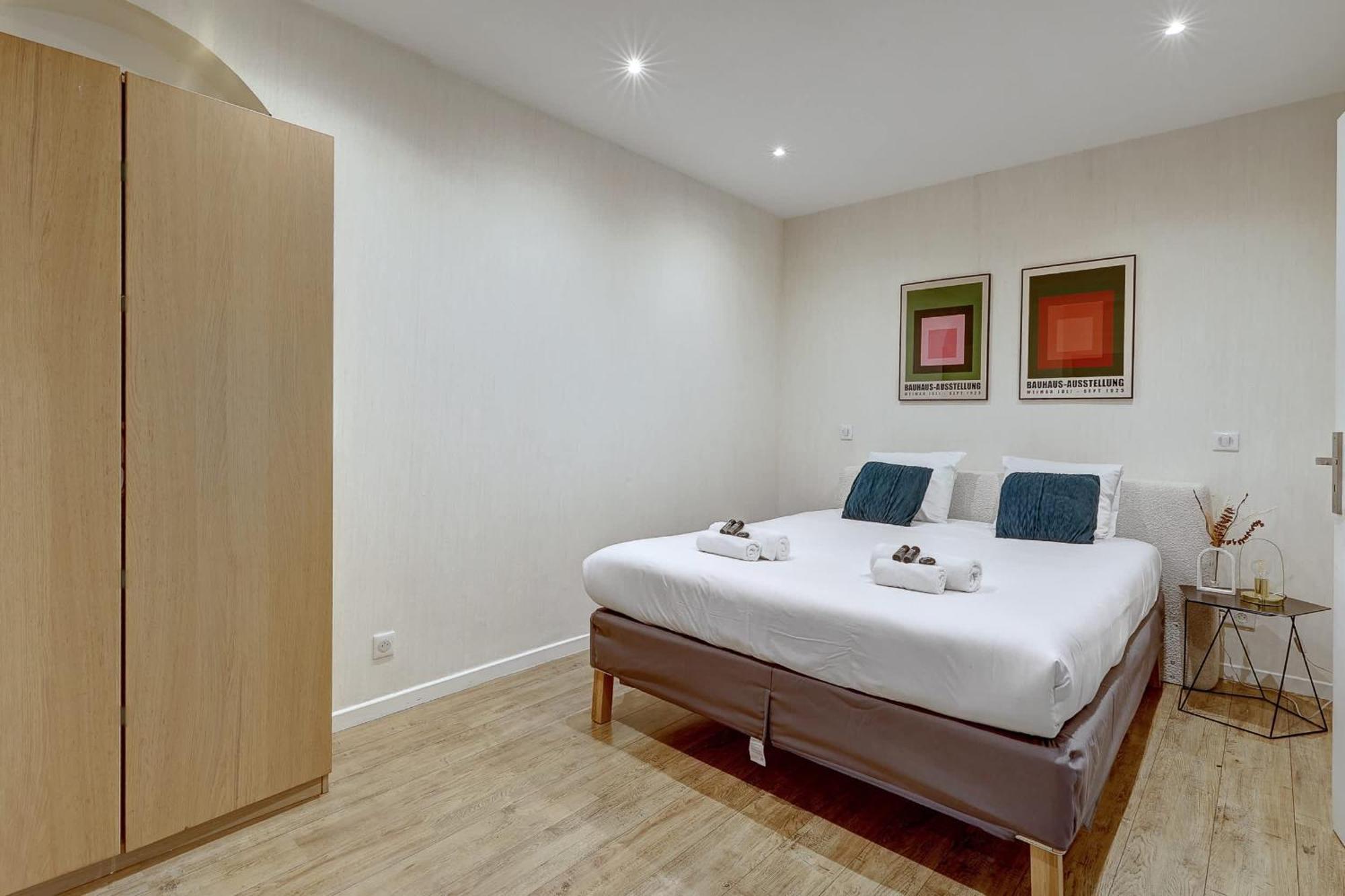 Ambiance Contemporaine Et Detente - 10 * Paris